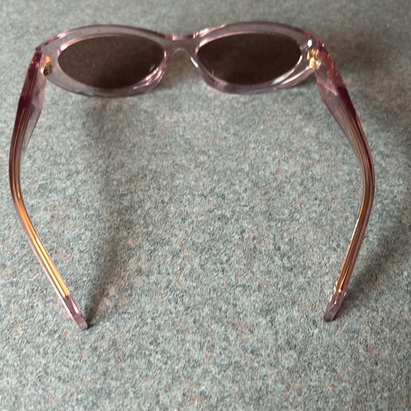 JUST PEACHY PRADA UNISEX SEXY Sunglasses Are 517$ my price $129 - Picture 5 of 14